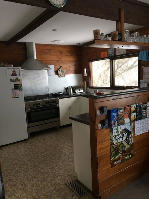 Gliss Ski Club - Geraldton Accommodation 2