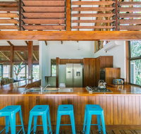 Golden Sunbird - Geraldton Accommodation