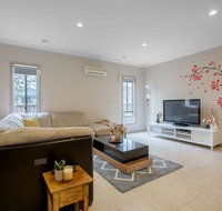 Gorgeous 4BR home in Point Cook - Geraldton Accommodation