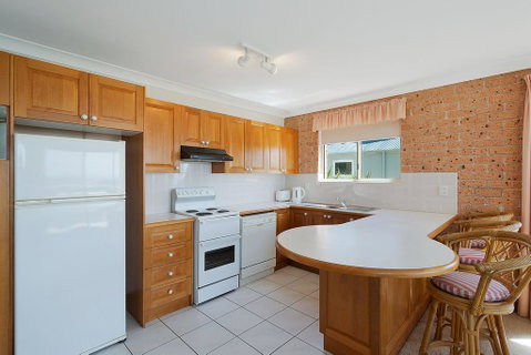Grand Pacific 1 Unit 1 - Geraldton Accommodation 3