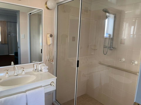 Granite Belt Motel - Geraldton Accommodation 1