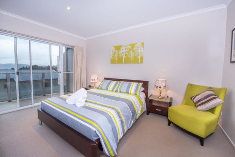 Grevillea 1/12 Poly Cow Lane - Geraldton Accommodation 2