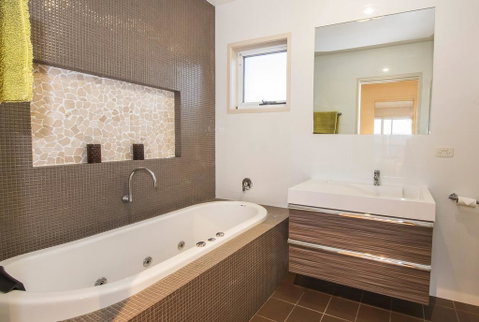 Grevillea 1/12 Poly Cow Lane - Geraldton Accommodation 3