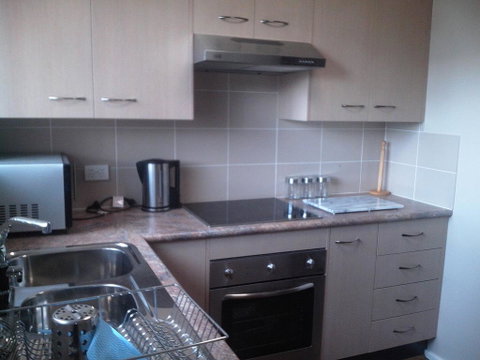 Grey Pebbles - Geraldton Accommodation 0