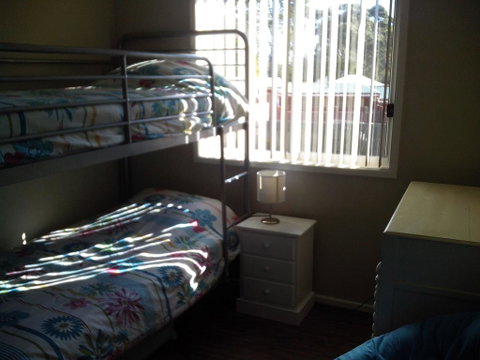 Grey Pebbles - Geraldton Accommodation 3