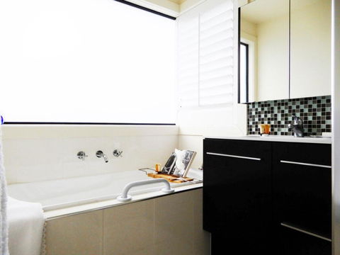 Gulls Way - Geraldton Accommodation 3