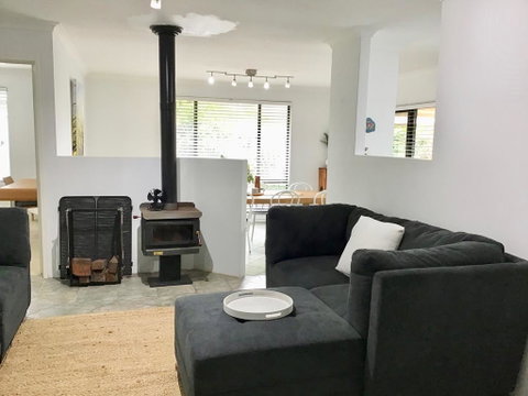Hakea Haven - Geraldton Accommodation 3