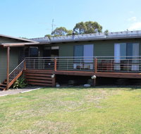 Hazards House - Geraldton Accommodation