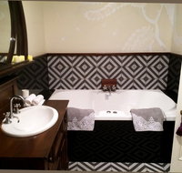 Henrietta's Country House - Geraldton Accommodation