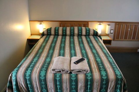 Hermitage Motel - Geraldton Accommodation 1