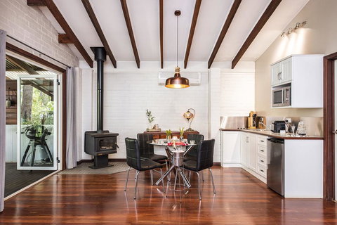 Hidden Valley Eco Spa Lodges & Day Spa - Geraldton Accommodation 2