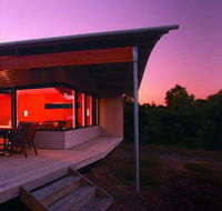 Hilltop Studios - Geraldton Accommodation