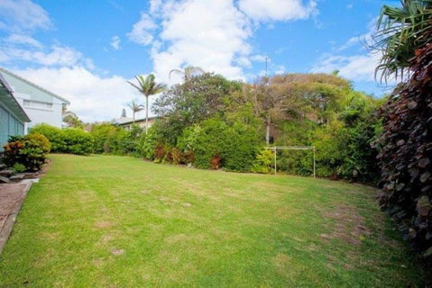 Home Away From Home With Sweeping Ocean Views - Unit 12, 60 Peregian Esplanade - Geraldton Accommodation 2