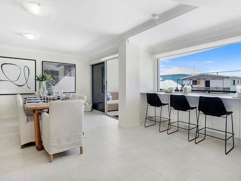 Home By The Sea - Geraldton Accommodation 2