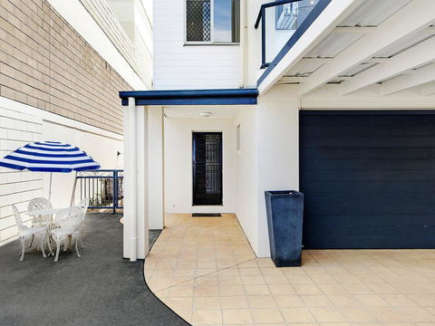 Home By The Sea - Geraldton Accommodation 1
