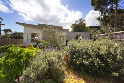 HOME SWEET HOME - MOUNT MARTHA - Geraldton Accommodation 1