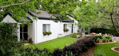 Homewood Cottages - Geraldton Accommodation 0