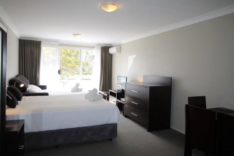 Horizons 115 - Lake Jindabyne Waterfront - Geraldton Accommodation 3