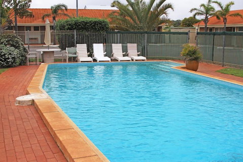 Hospitality Geraldton, SureStay By Best Western - Geraldton Accommodation 0