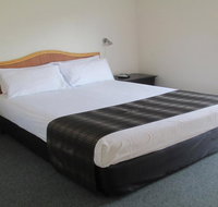 Jadon Place Holiday Apartments - Geraldton Accommodation