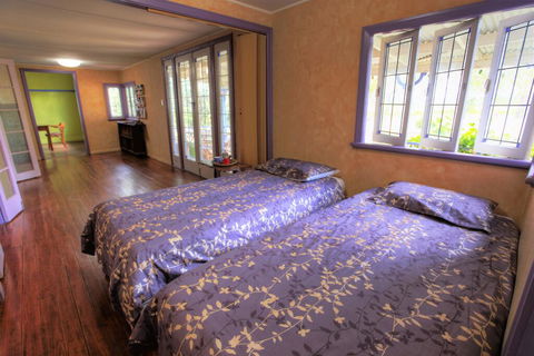 James Farmhouse - Geraldton Accommodation 1