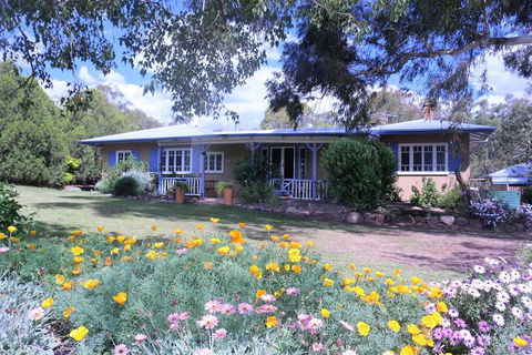 James Farmhouse - Geraldton Accommodation 0