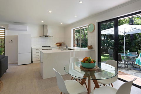 Jimmy's Shout - Pet Friendly - Geraldton Accommodation 1