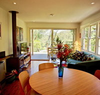 Katoomba Falls Cottage - Geraldton Accommodation