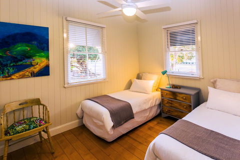 Kenilworth Cottage Barcaldine - Geraldton Accommodation 2
