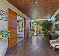 Kingscliff Balinese Beachfront Retreat - Geraldton Accommodation