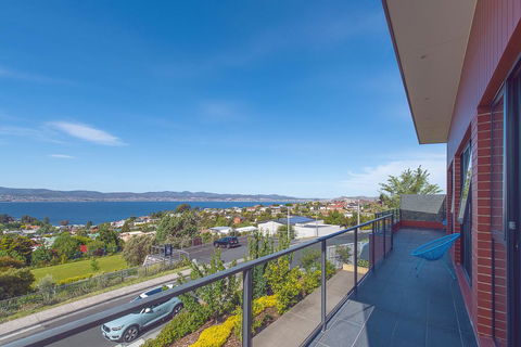 La Vie Luxury Bay View - Geraldton Accommodation 1