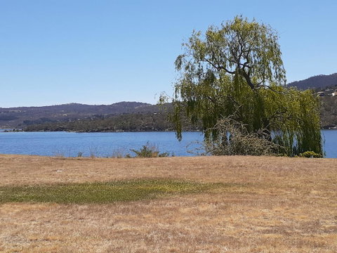Lake Jindabyne Hotel - Geraldton Accommodation 2