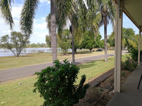 Lakeside Lodge Motel - Geraldton Accommodation 0