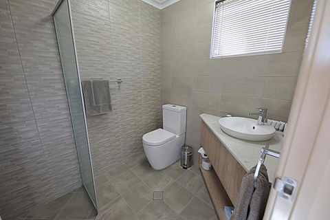 Lakeview Apartments - Geraldton Accommodation 3