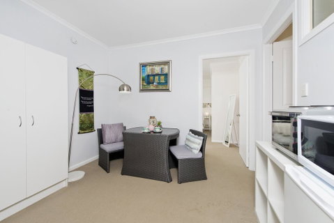 Laze Dayz At Lighthouse - Studio With Shared Pool - Geraldton Accommodation 1