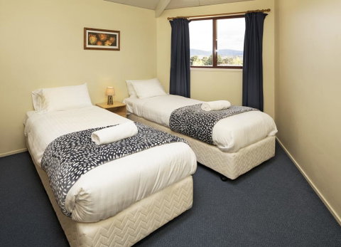 Leo's Cottage - Geraldton Accommodation 3