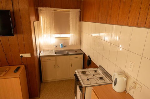 Limestone Cottage - Geraldton Accommodation 3