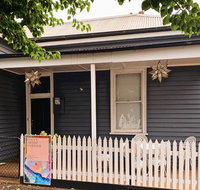Lucys Artist Cottage - Geraldton Accommodation