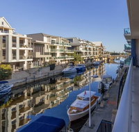 Luxurious Mandurah Marina Apartment - Geraldton Accommodation