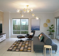 Luxury Waterfront Villa in Sanctuary Lakes - Geraldton Accommodation