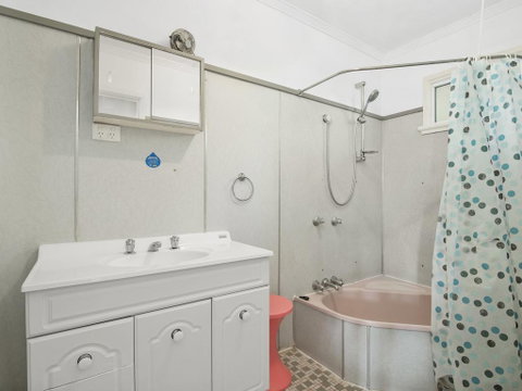 LYDSTEP BILINGA, QLD - Geraldton Accommodation 2