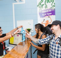 Mad Monkey Backpackers Waterfront - Geraldton Accommodation
