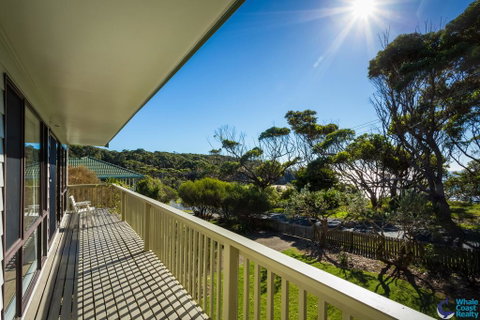 Magical Mystery Bay Road - Geraldton Accommodation 3