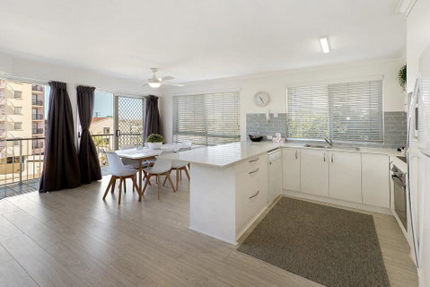 MAINSAIL8- MOOLOOLABA BEACH - Geraldton Accommodation 2