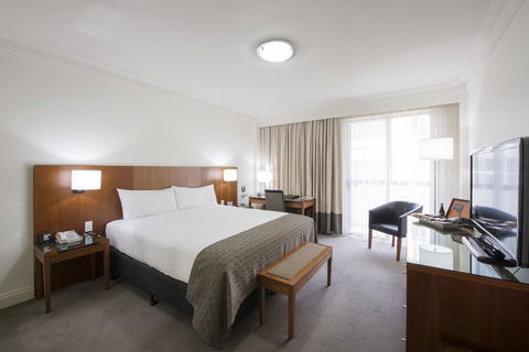 Majestic Roof Garden Hotel - Geraldton Accommodation 0