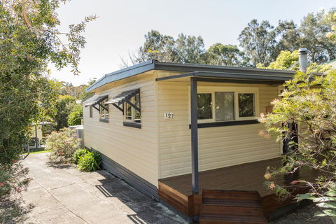 Malibu Drive 127 Bawley Point - Geraldton Accommodation 1