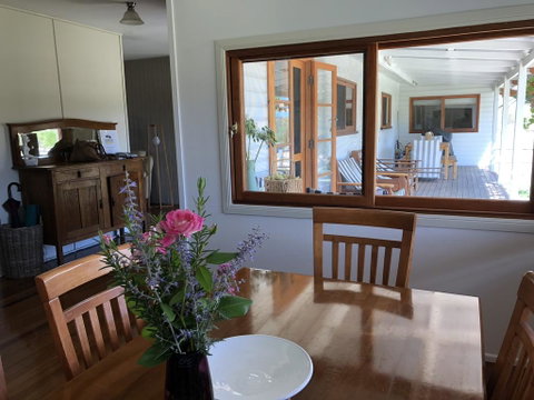 Mallow Cottage - Geraldton Accommodation 3