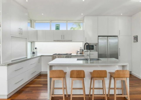 Malvern 2B - Geraldton Accommodation 0