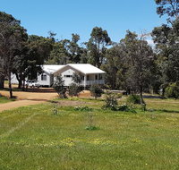 Margies Place - Geraldton Accommodation