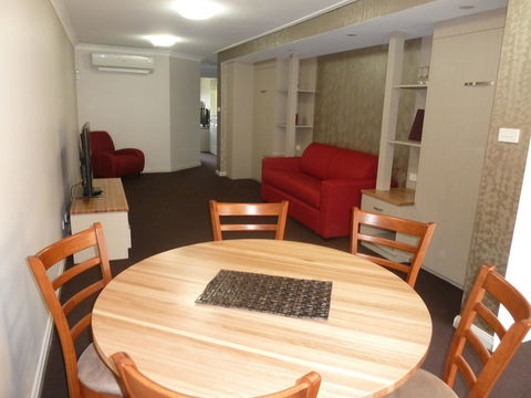 McNevins Tamworth Motel - Geraldton Accommodation 2